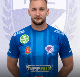 46 Kersák Roland